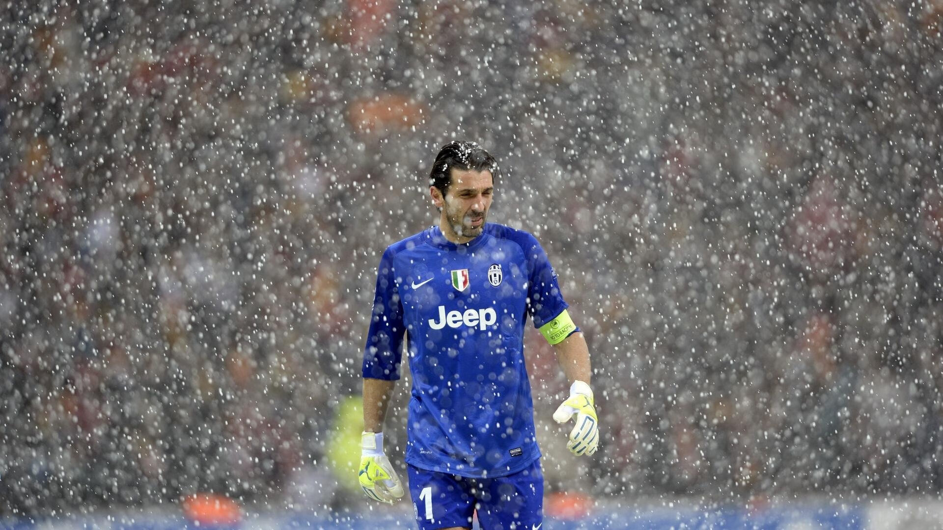 维尼修斯手感滚烫，带领巴塞罗那血战曼城，赛后一句话霸气侧漏